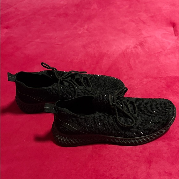 Black Knit Sneakers - Picture 4 of 6